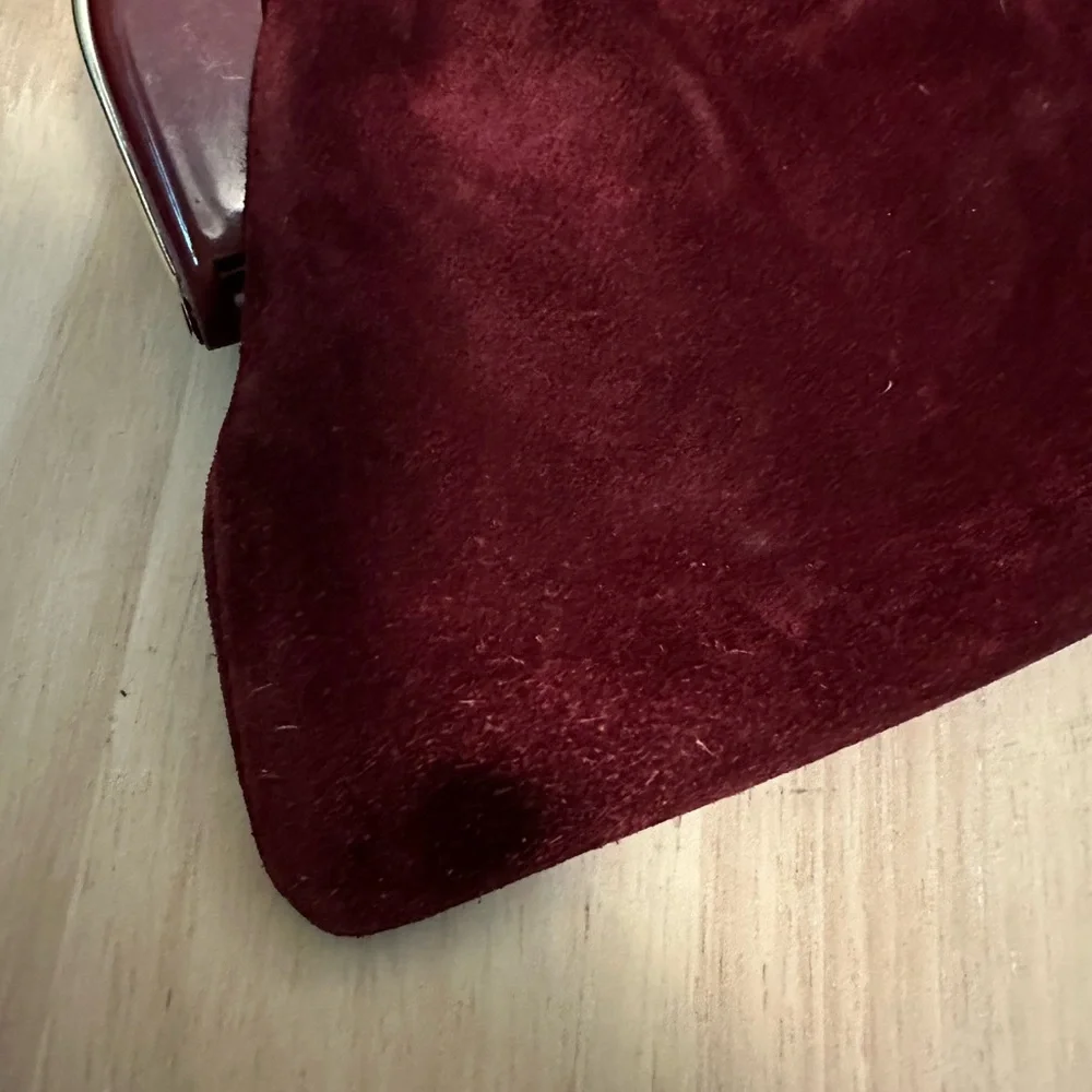 Vintage burgundy suede Nordstrom clutch made In Italy - Picture 5 of 5